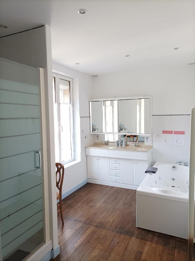 Le Relais Des Roses- Chambres D'Hotes Vatan Exterior foto
