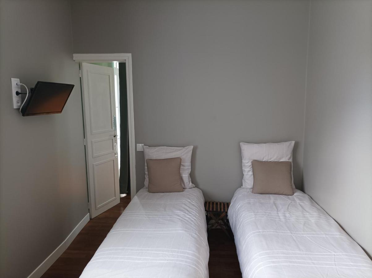Le Relais Des Roses- Chambres D'Hotes Vatan Exterior foto